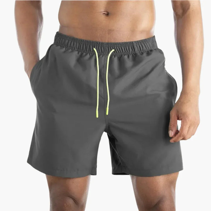 Strandtaugliche Stretchshorts für Herren
