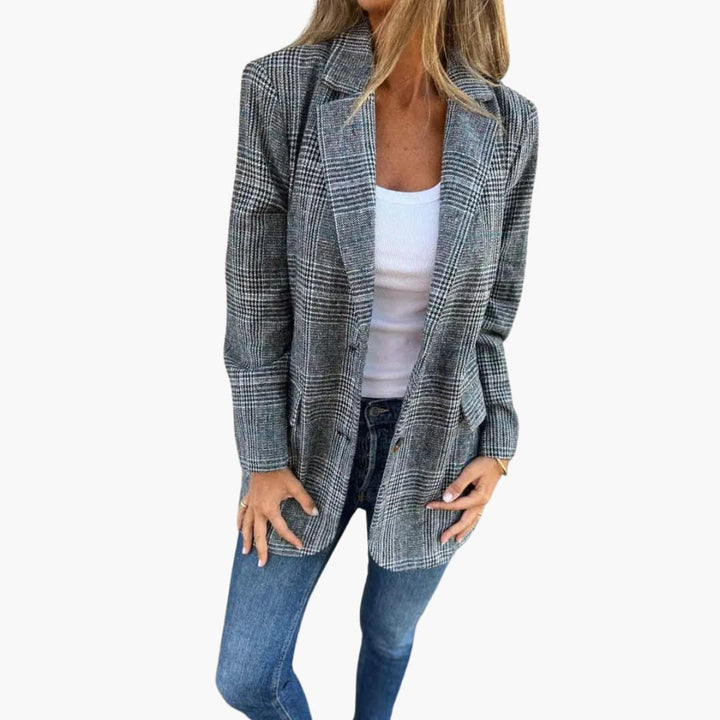 Carina | Lässiger Karo-Blazer mit Revers