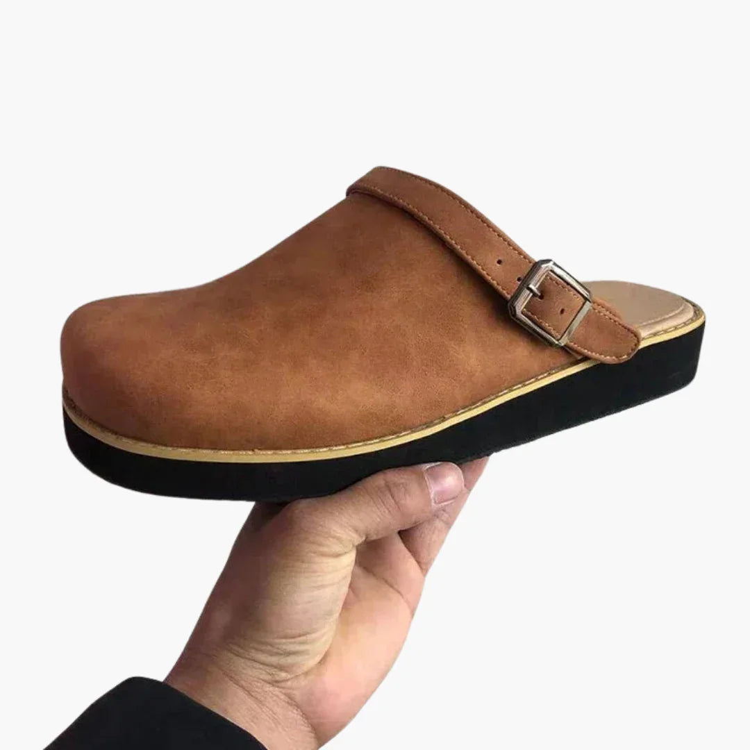 Schnallendetail Clogs für Herren