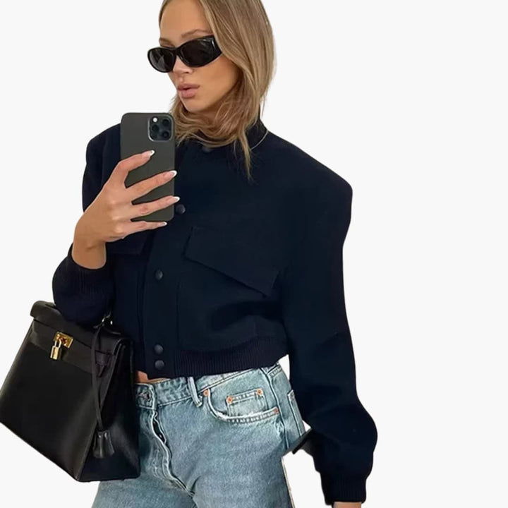 Damen Cropped Jacke mit Druckknöpfen und Klappentaschen