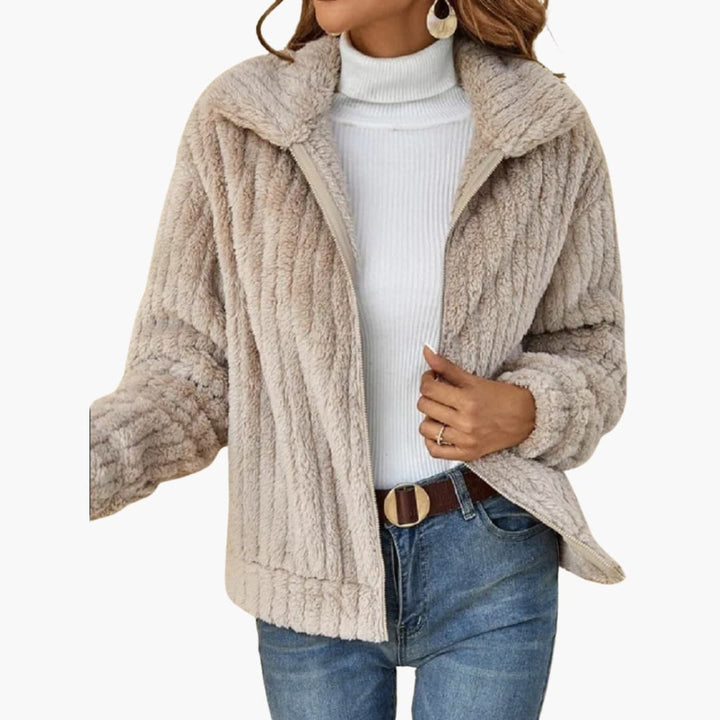 Damen Fleecejacke mit offenem Frontdesign und breitem Reverskragen