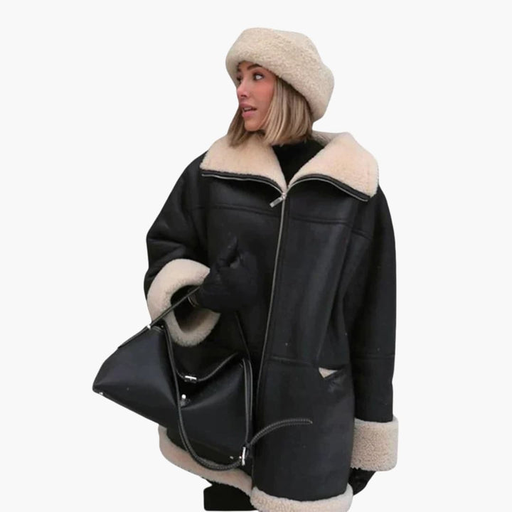 Damen Schwarze Jacke mit  Shearling Besatz