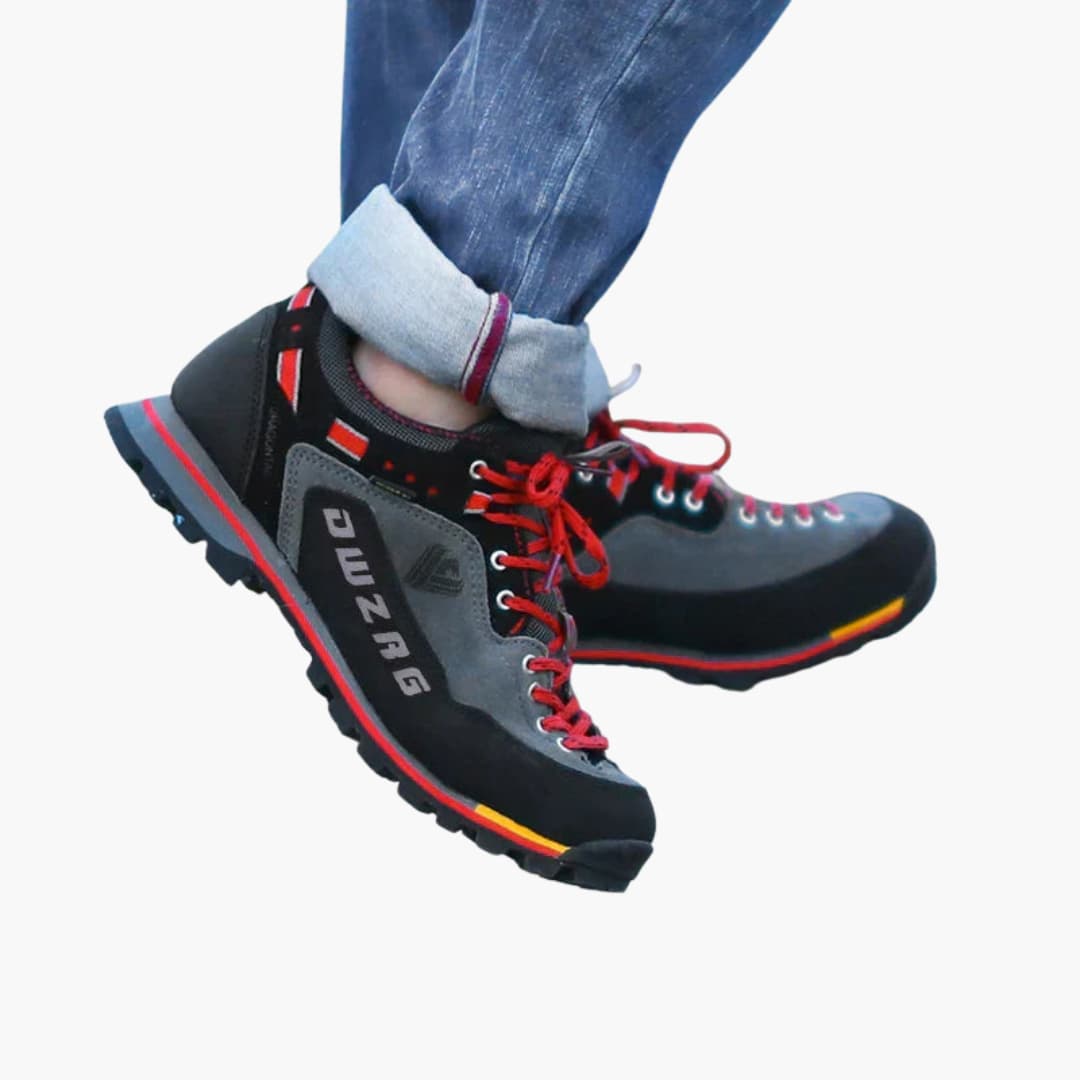 Herren-Wanderschuhe mit Schnürverschluss und strukturierter Außensohle
