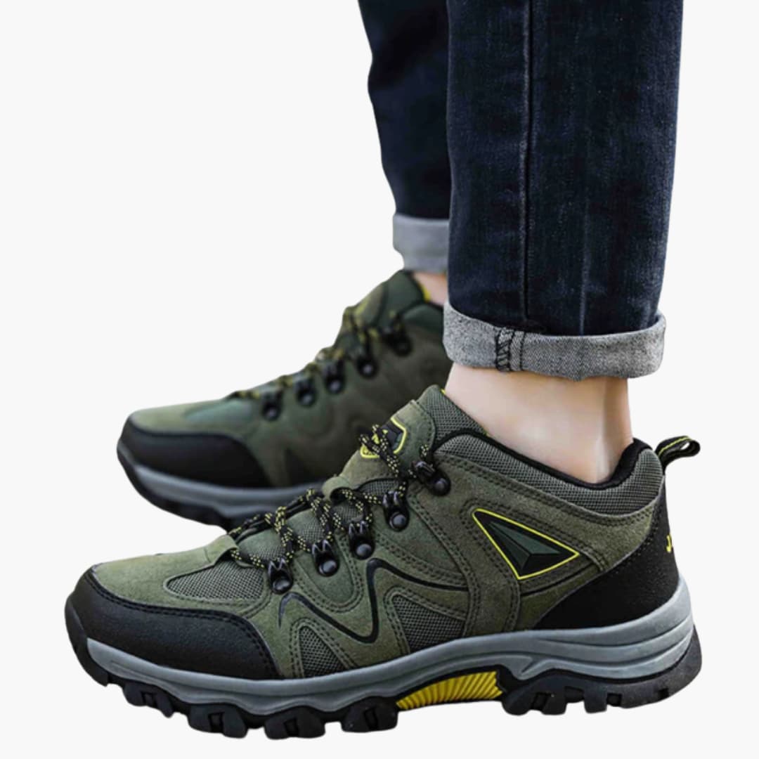 Herren-Wanderschuhe mit Schnürverschluss und strukturierter Außensohle