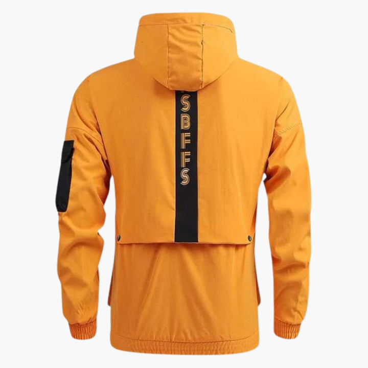 Herren jacke mit Kapuze und mehreren Taschen