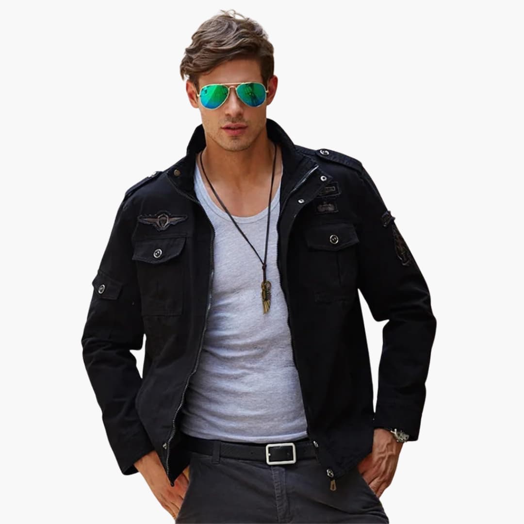 Herrenjacke mit Stehkragen und mehreren Taschen