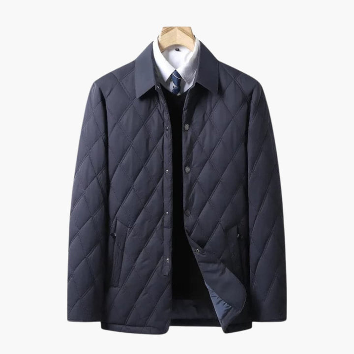 Herrliche gesteppte Jacke mit Druckknopfverschluss und Kentkragen