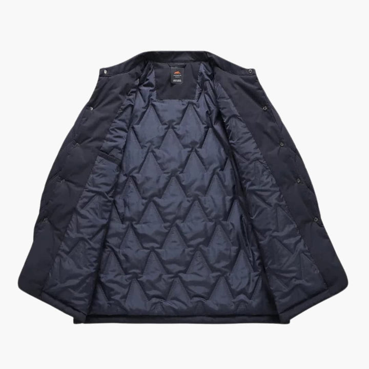Herrliche gesteppte Jacke mit Druckknopfverschluss und Kentkragen